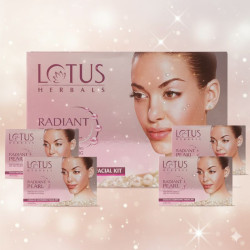 Lotus Herbals Radiant Pearl Cellular Glow Facial Kit 4IN1 (37 gms*4)
