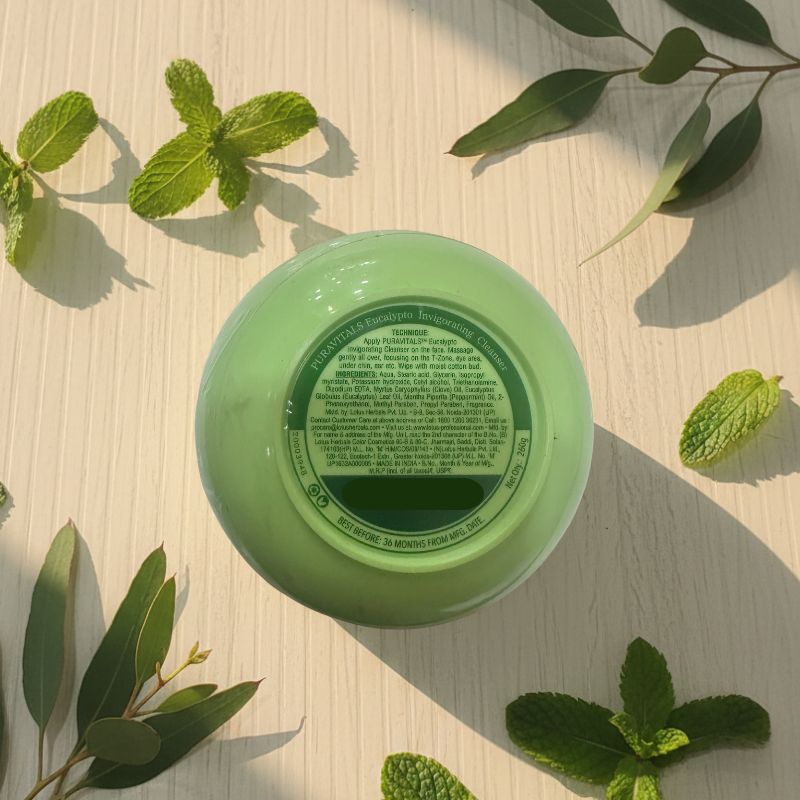 Lotus Professional Puravitals Eucalypto Invigorating Cleanser (260 gms)